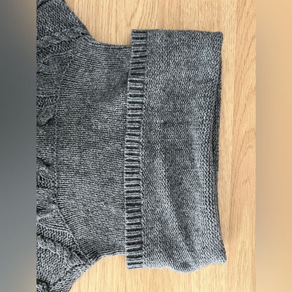 Tommy Hilfiger 3/4 Sleeved Cowl Turtleneck Sweater Dress S/P - Picture 6 of 9